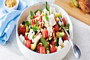 www.daspowerdancer-radio.de/images/forum-rezepte/wassermelone_feta_salat_und_minze.jpg